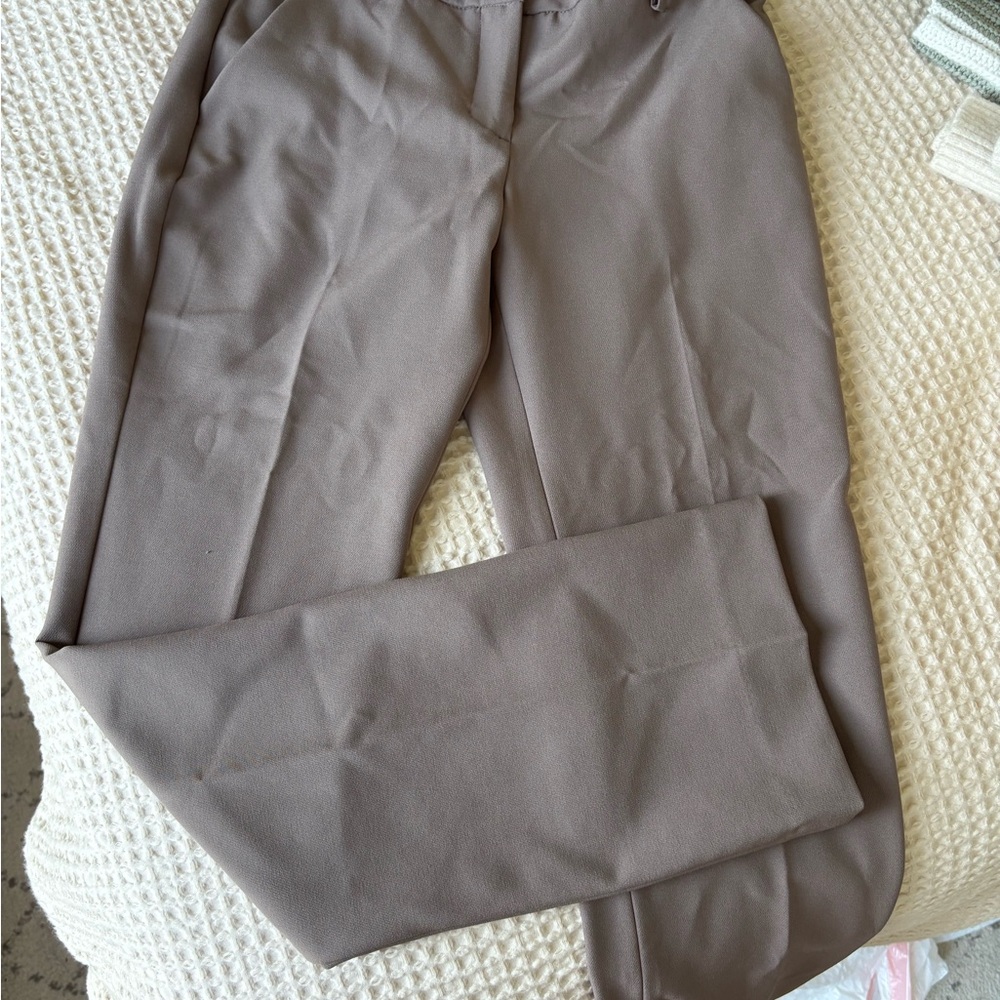 Women's Tan Pants